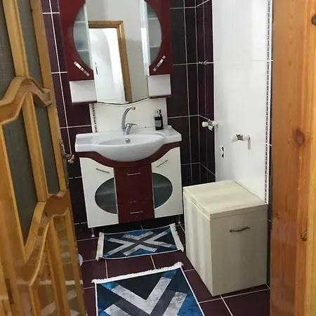 Yzc Apartment